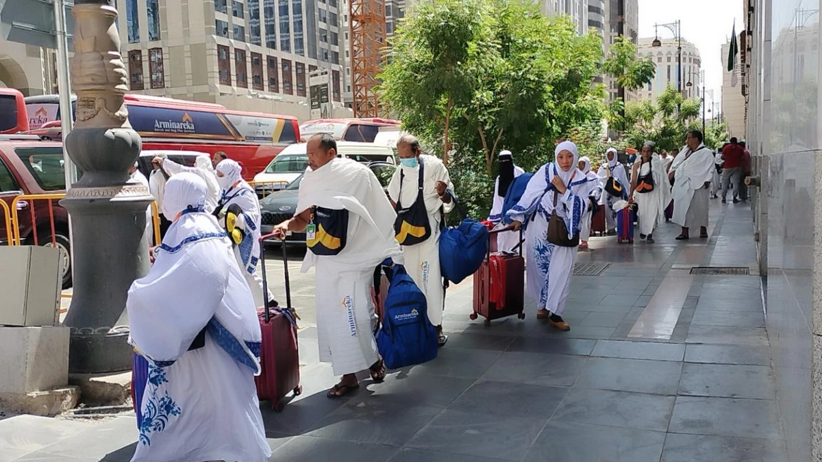 Kemenhaj Resmi Tetapkan Rasio Petugas Haji Khusus: 3 Petugas untuk 45 Jemaah