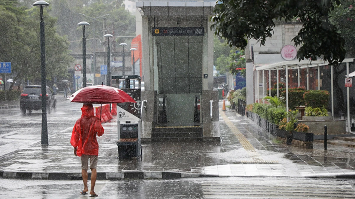 Hari ke-3 Ramadan, Jakarta Terancam Diguyur Hujan Mulai Malam Ini