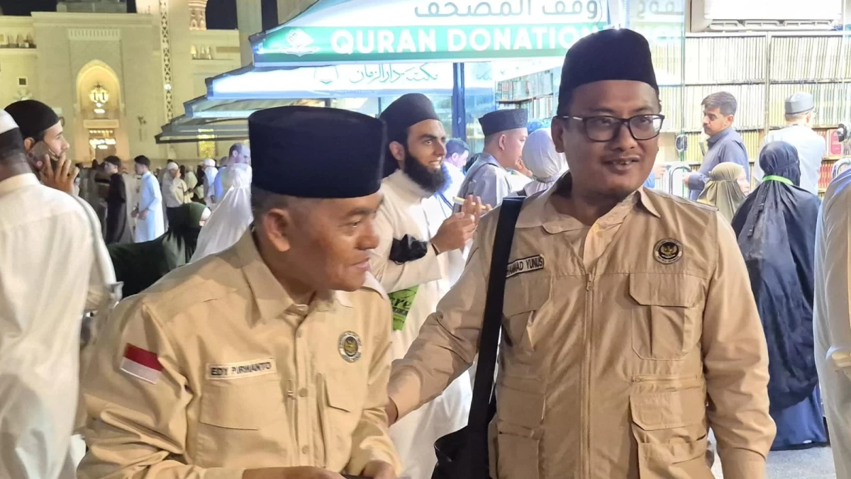 Kesaktian Kartu Jemaah Haji: Hilang Dalam Kerumunan, 10 Menit Kemudian Kembali ke Tangan