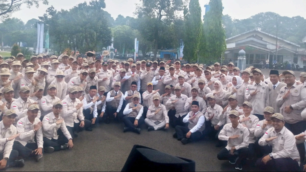 Lepas 200 PPIH Daker Makkah, Menhaj: Layani Jemaah Haji dengan Hati