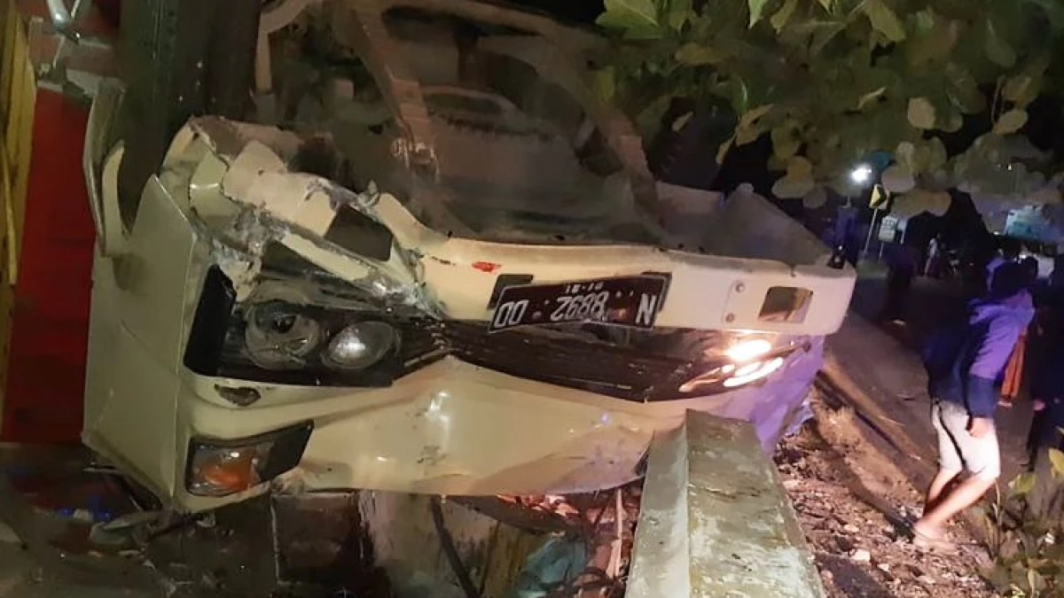 Dua Orang Tewas Akibat Kecelakaan Truk di Malang