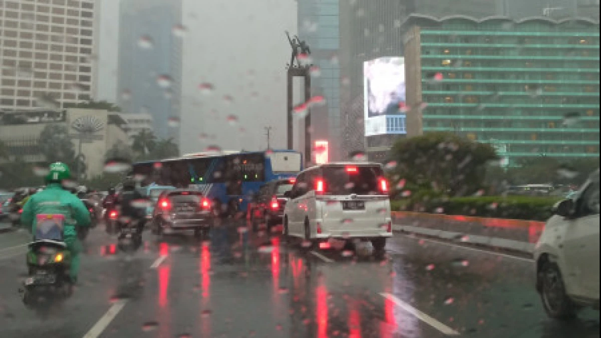 H-6 Lebaran, Sejumlah Wilayah Jakarta Berpotensi Diguyur Hujan Ringan