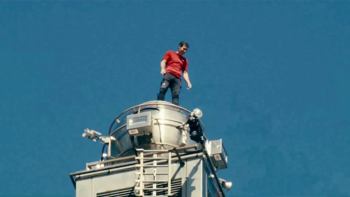 Usai Taklukkan Taipei 101, Alex Honnold Pulang Kampung Cari Tantangan Baru lewat Serial TV