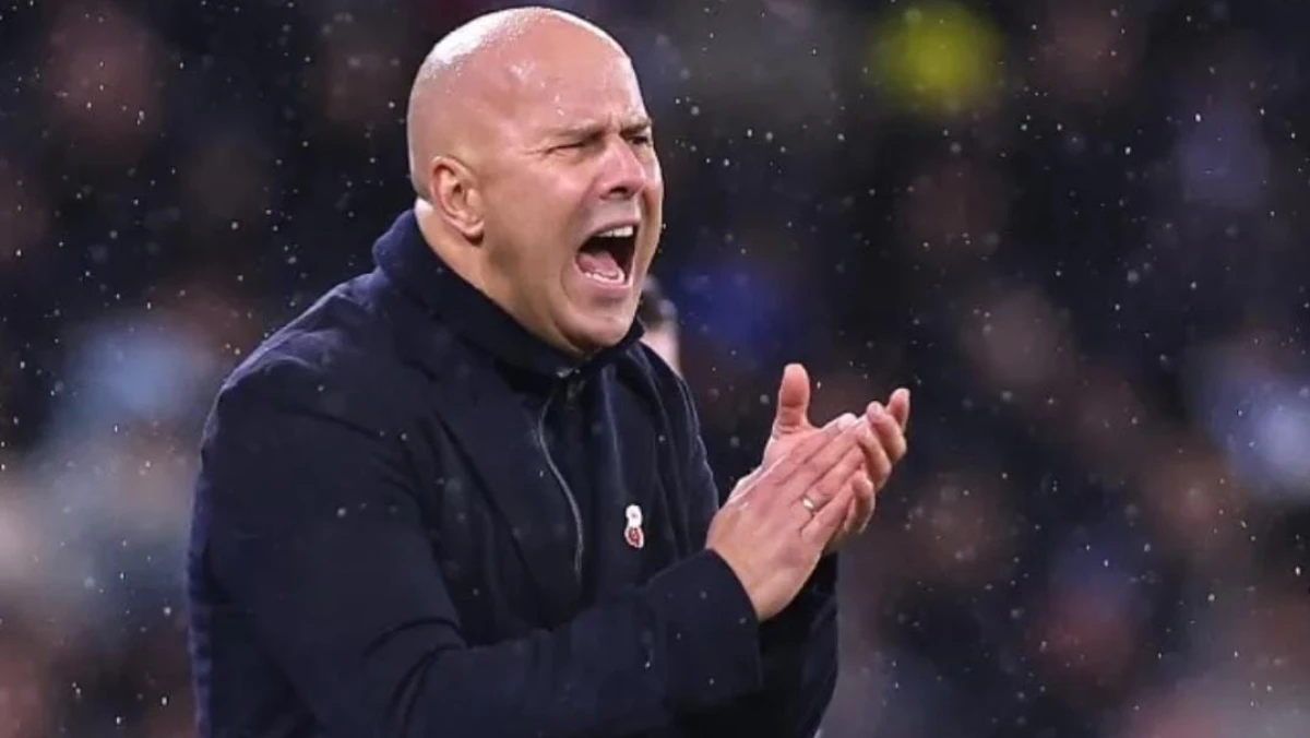 Misi Tutup Tahun 2025, Arne Slot Siap Antar Liverpool Hantam Wolves di Boxing Day