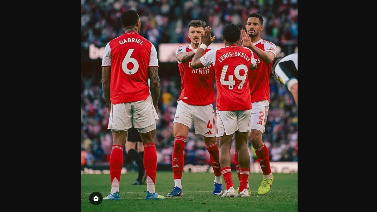 Persaingan Liga Inggris Memanas! Arsenal Kudeta Puncak Klasemen, Liverpool Merangsek ke 4 Besar