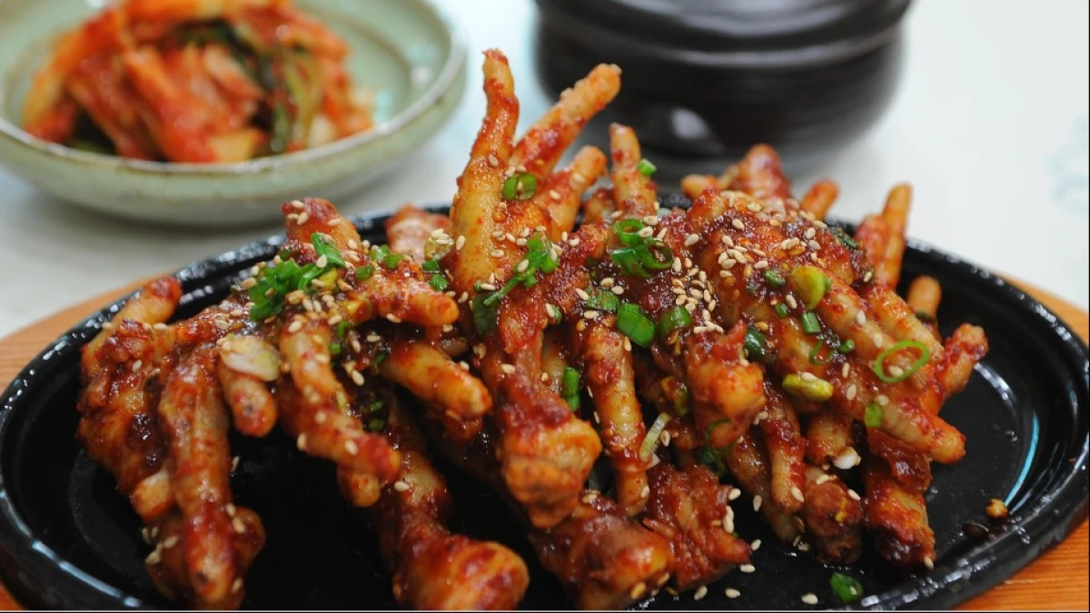 Rahasia di Balik Ceker Ayam, Bisa Jadi Camilan Favorit Anak yang Ternyata Penuh Manfaat