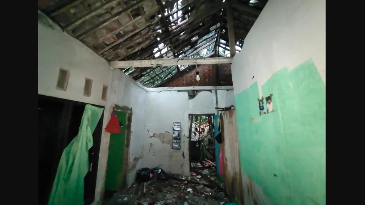 BNPB: NTB dan Banyumas Diterjang Banjir dan Cuaca Ekstrem, Seribu Lebih Warga Terdampak