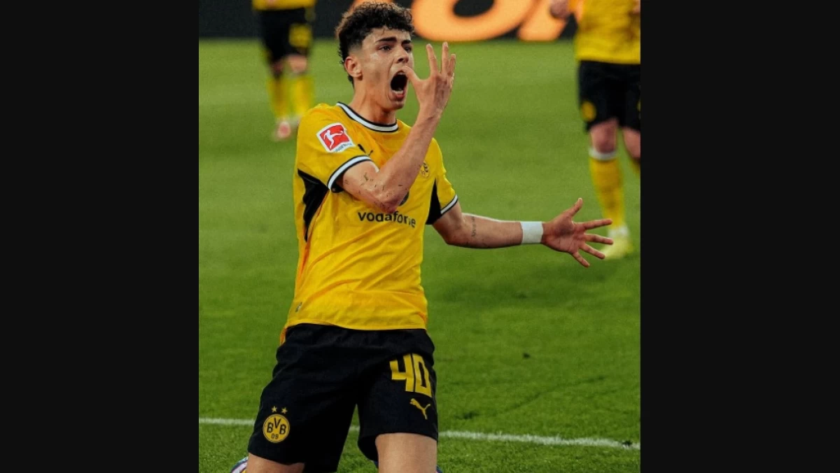 Duel Dramatis Penuh Gol di Liga Jerman, Dortmund Tundukkan Frankfurt 3-2