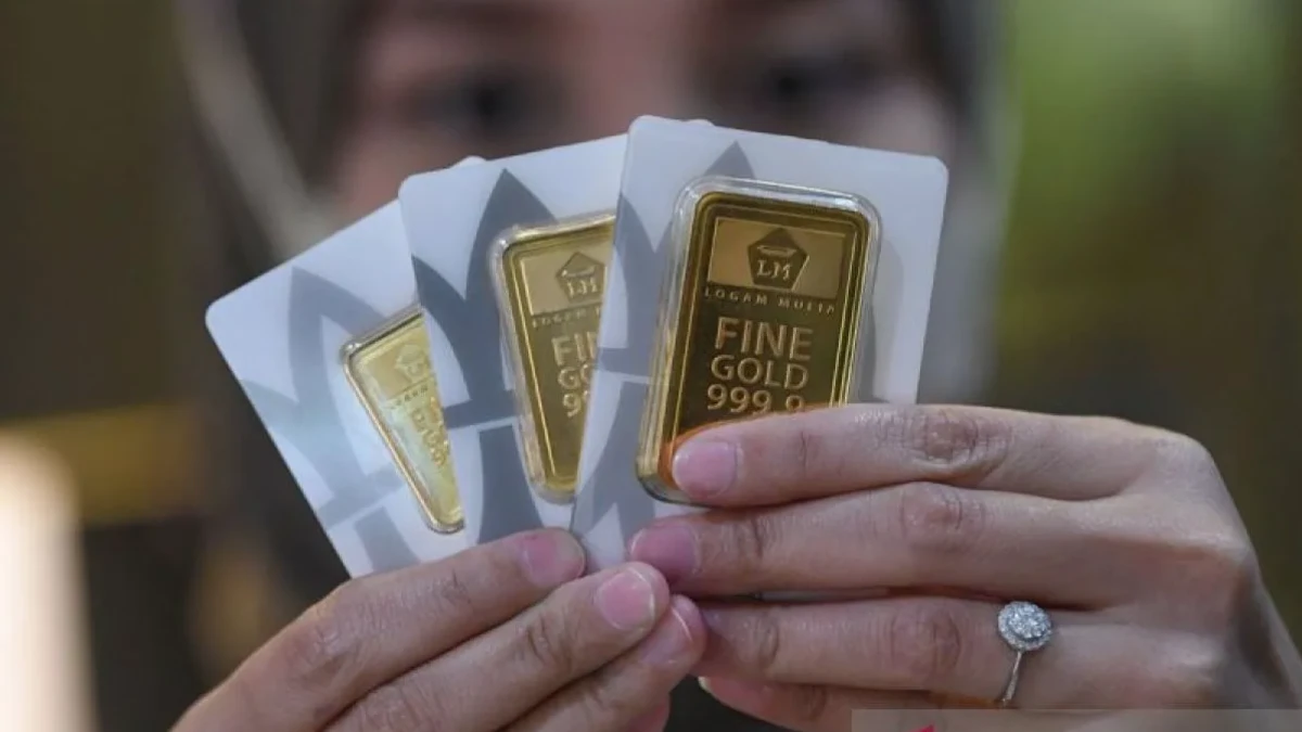 Harga Emas Antam Naik Jadi Rp1.142.000 Per Gram