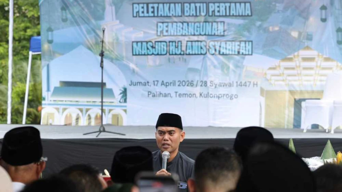 Bos HS Bangun Masjid di Lokasi Kecelakaan yang Renggut Nyawa Istri