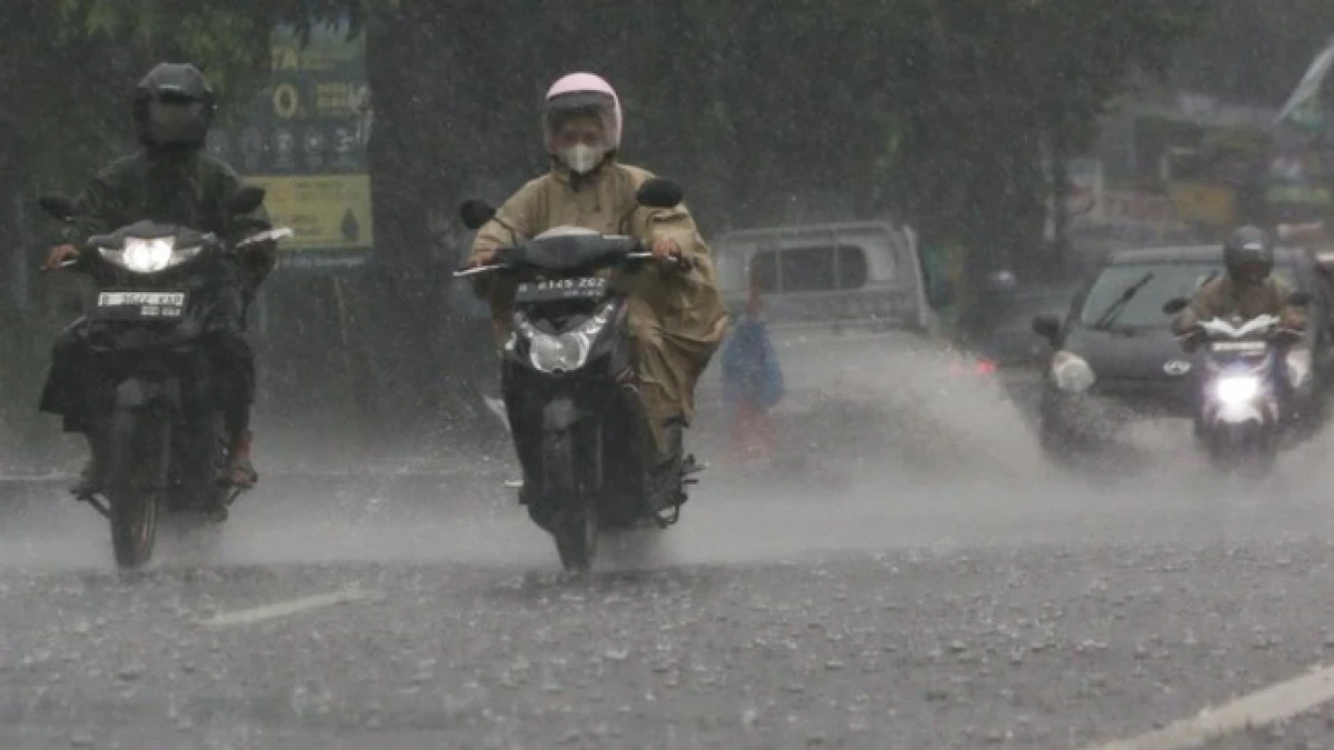 Cuaca Hari Ini: BMKG Prediksi Jakarta Diguyur Hujan Siang hingga Sore