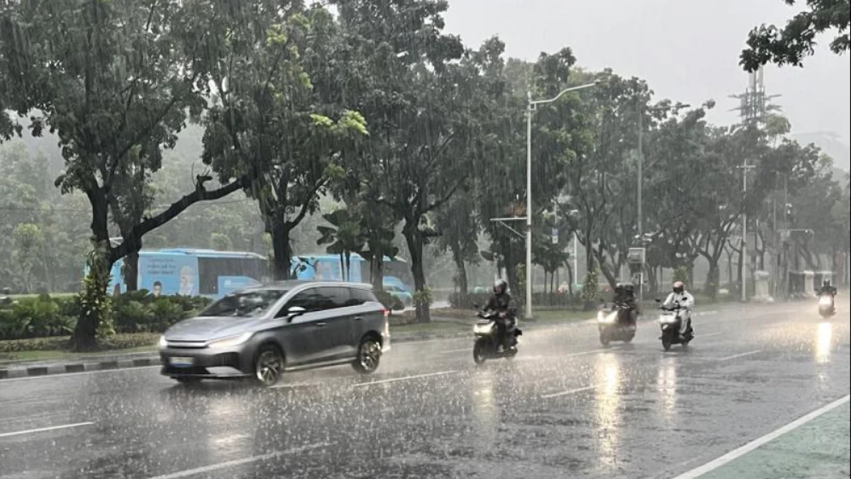 BMKG Prediksi Hujan Guyur Sebagian Besar Jakarta pada Sore hingga Malam