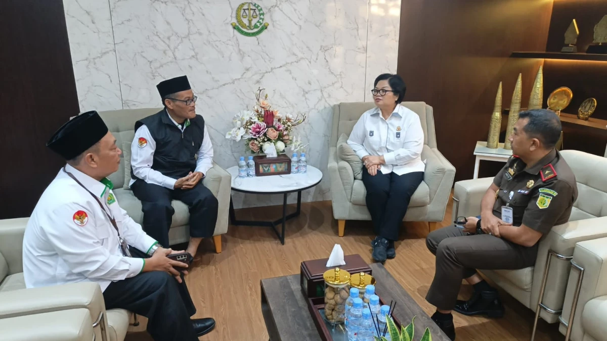 Bertemu Kajati, Rektor UIN Banten Prof Ishom Minta Lulusan Fakultas Syariah Dapat Diangkat ASN Kejaksaan