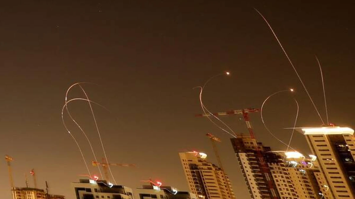 Usai Tolak Negosiasi dengan Trump, Iran Luncurkan Gelombang Rudal Baru ke Israel