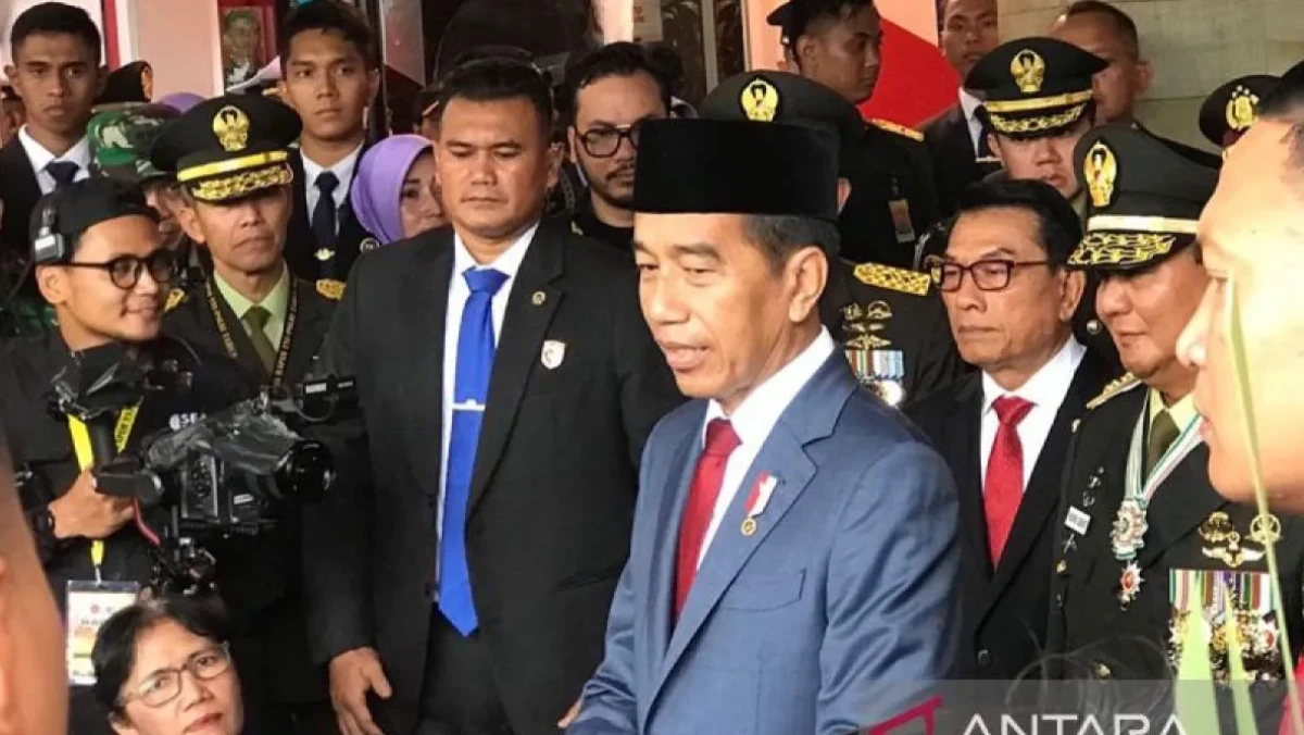 Presiden Jokowi Bantah Pemberian Jenderal HOR ke Prabowo Transaksi Politik