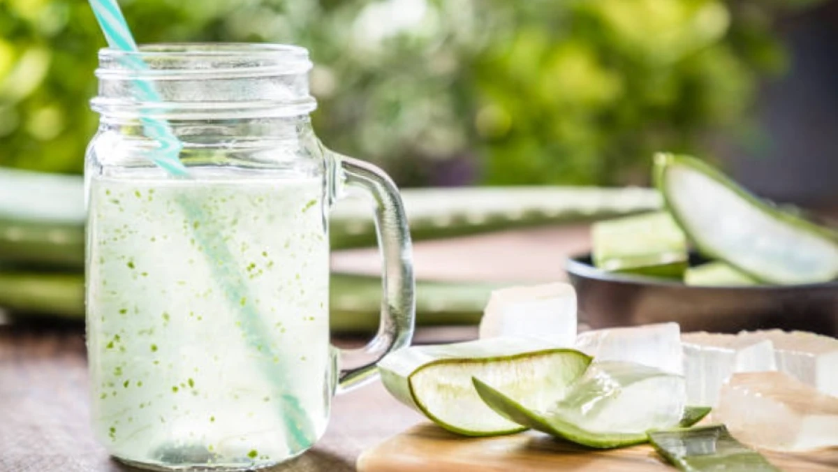 Rahasia Pencernaan Sehat, Perut Nyaman Setiap Hari: Ini 8 Minuman Alami Pembersih Usus!