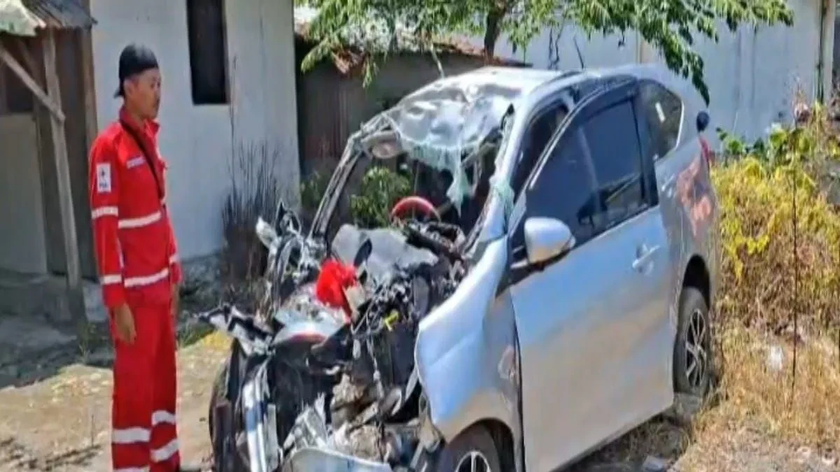 4 Tewas dalam Kecelakaan Minibus Tabrak Bus di Tol Pejagan-Tegal, Sopir Diduga Mengantuk