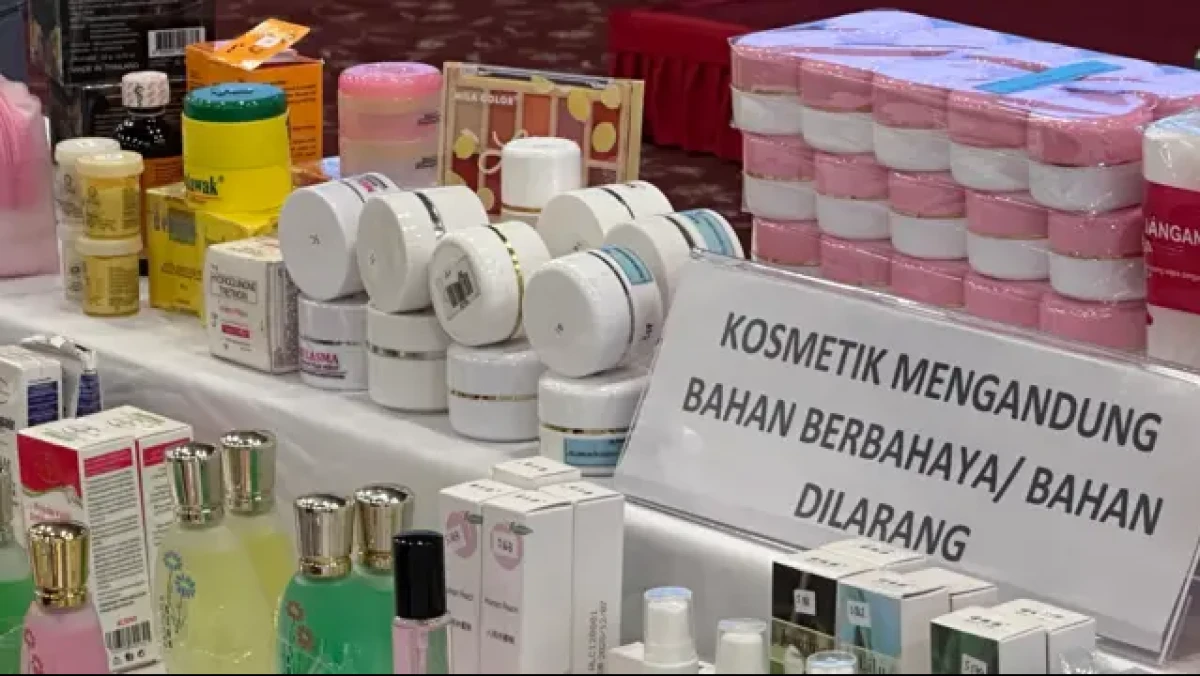 Tips Mengetahui Produk Kosmetik dan Skincare Berbahaya dari Pakar Kesehatan