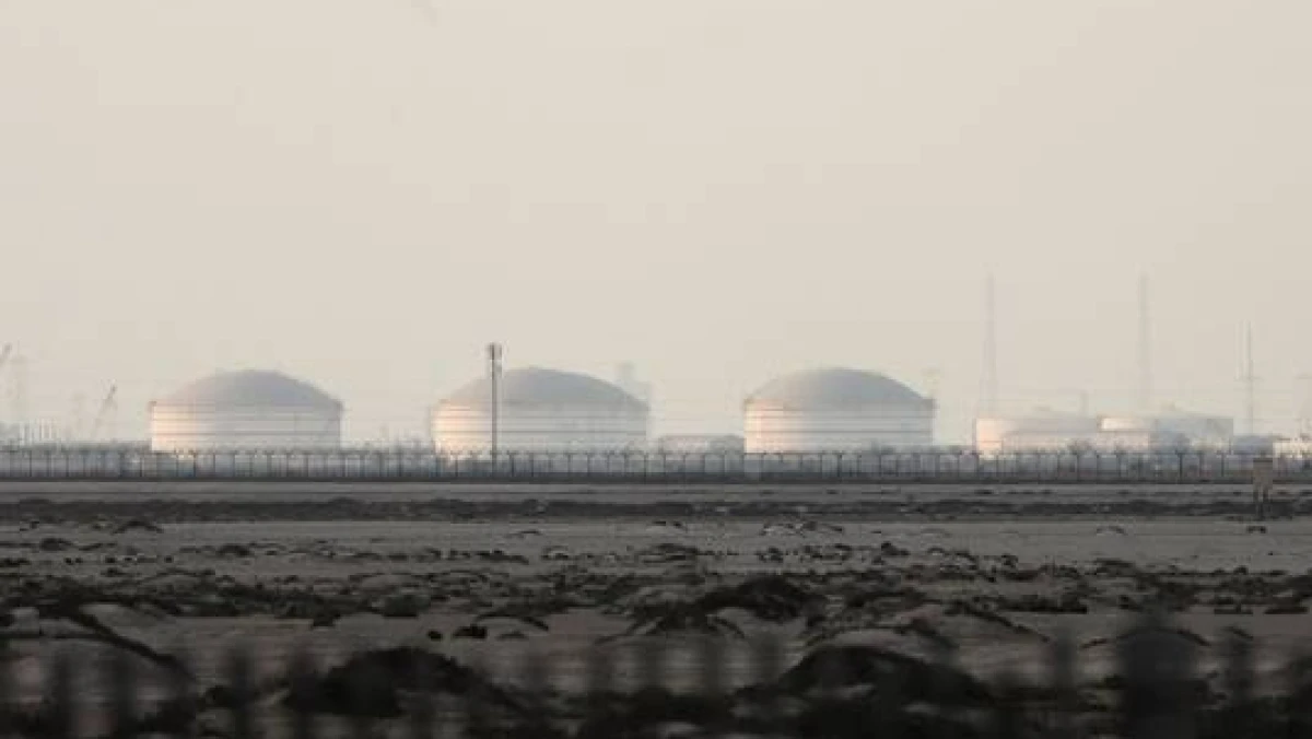 Rudal Iran Hantam Jantung LNG Qatar, UEA Tutup Fasilitas Gas, Ancaman Global Mengintai