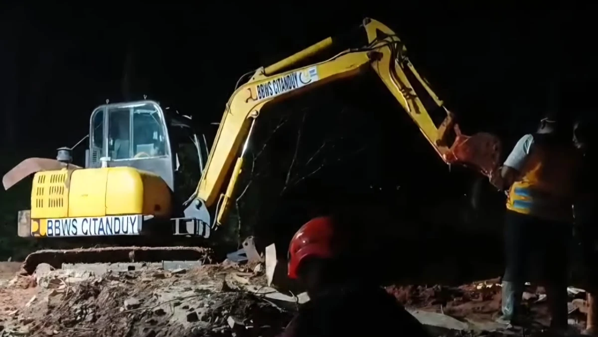 Longsor di Cilacap, 2 Tewas 21 Orang Dilaporkan Hilang
