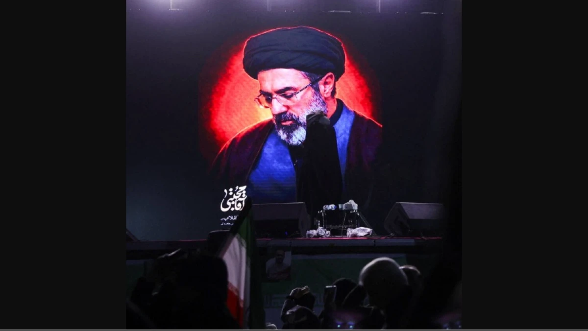 Iran Luncurkan Rudal Baru Sambut Pewaris Revolusi Iran, Mojtaba Khamenei!