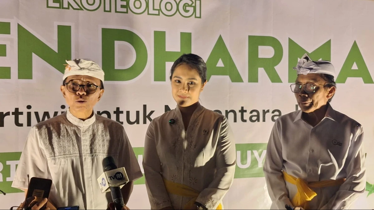 Perayaan Hari Suci Tumpek Uye, Bimas Hindu Kemenag Lepas 4.690 Burung dan Tanam 14.580 Pohon