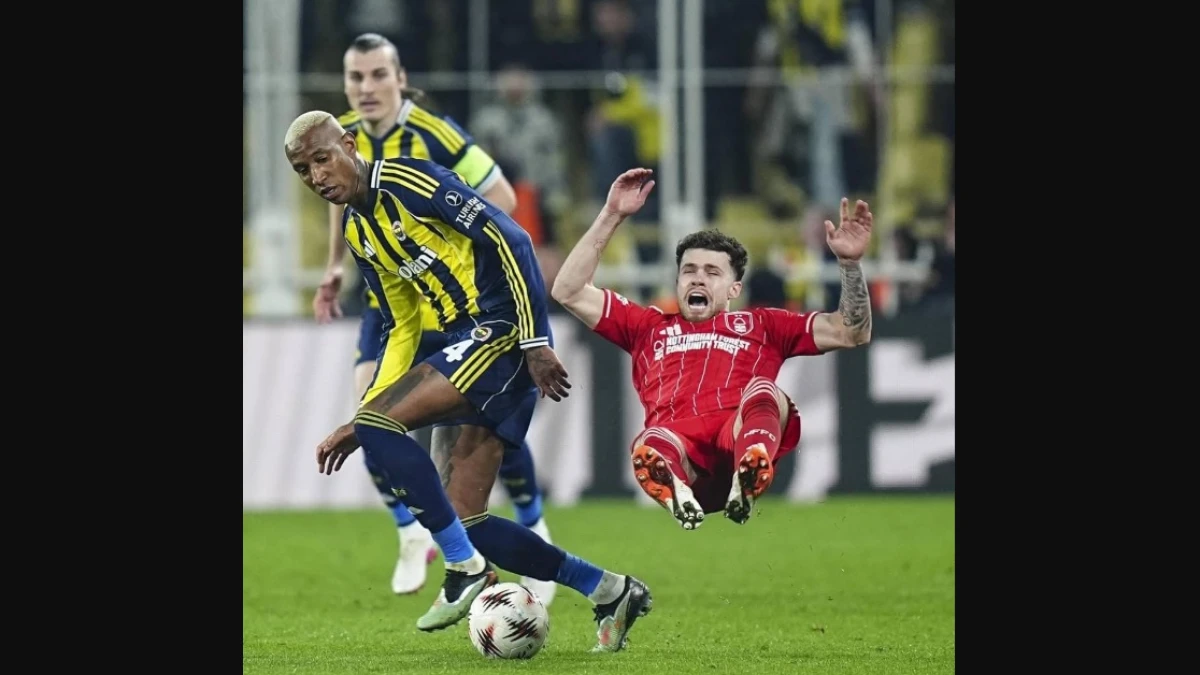 Liga Europa: Nottingham Forest Permalukan Fenerbahce 3-0 di Kandang Sendiri