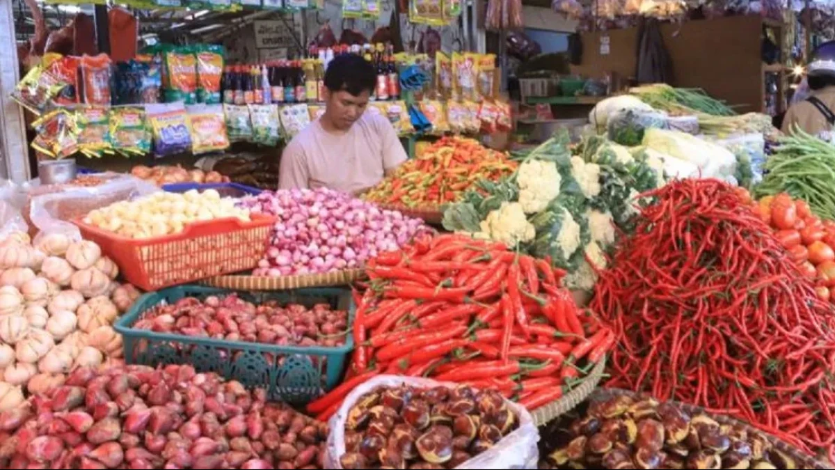 H-4 Lebaran: Harga Pangan Naik Merata di Seluruh Indonesia, Cabai Meledak!