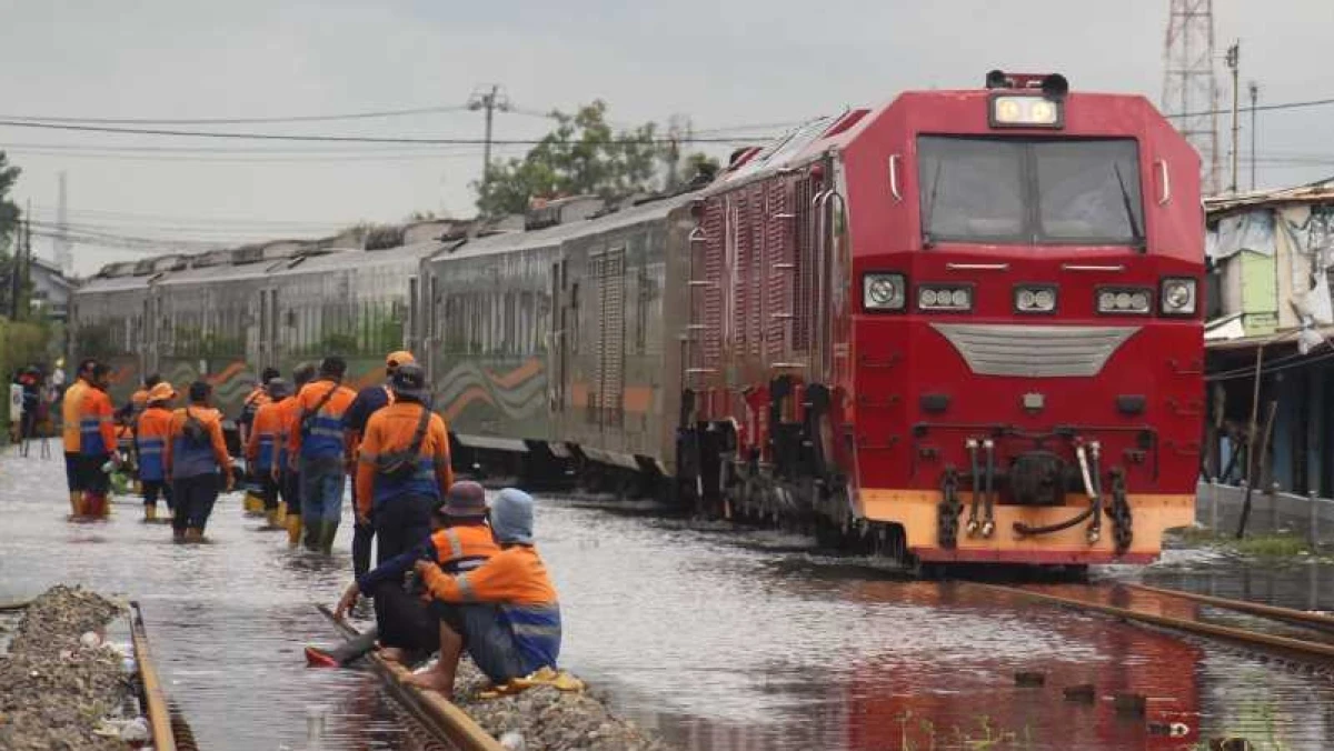 Banjir Pekalongan, 23 Perjalanan Kereta Api Dibatalkan