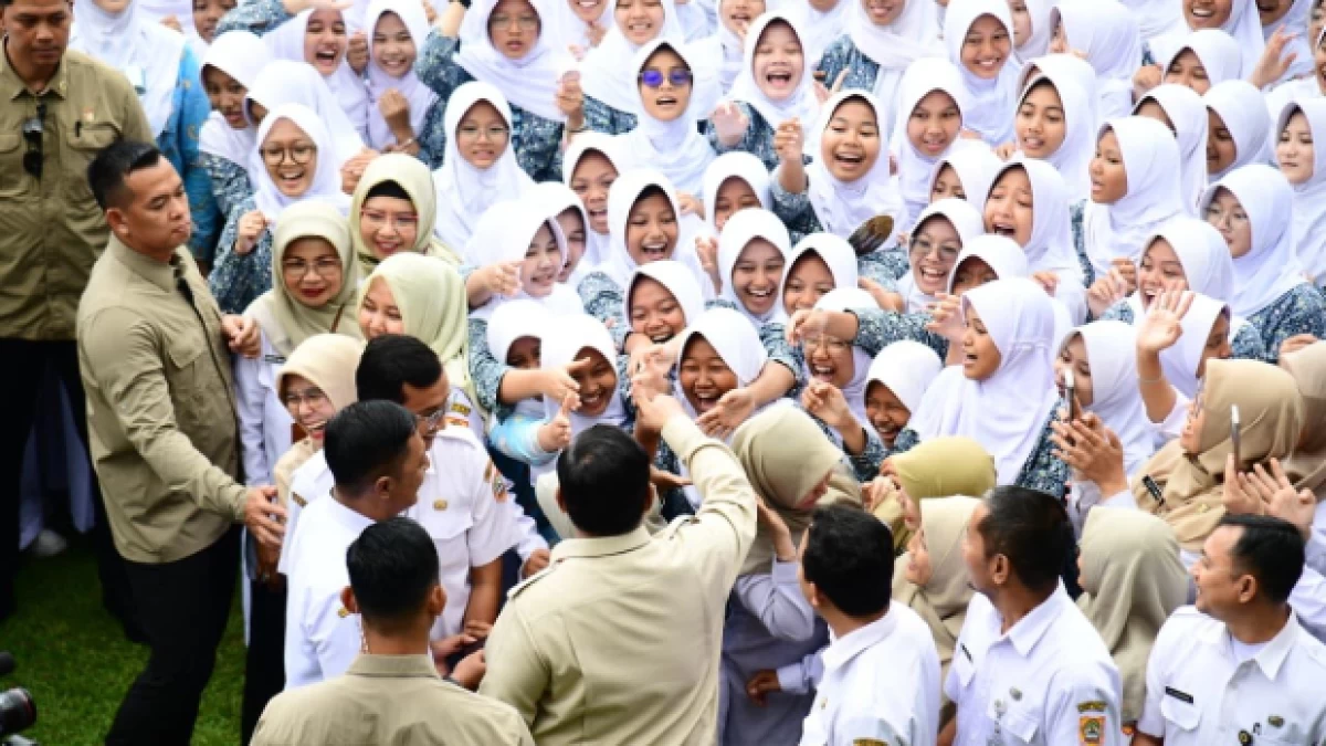 Daftar Menteri dan Pesohor Alumni  SMAN 1 Cilacap, Sekolah Favorit yang Didatangi Presiden Prabowo Hari Ini