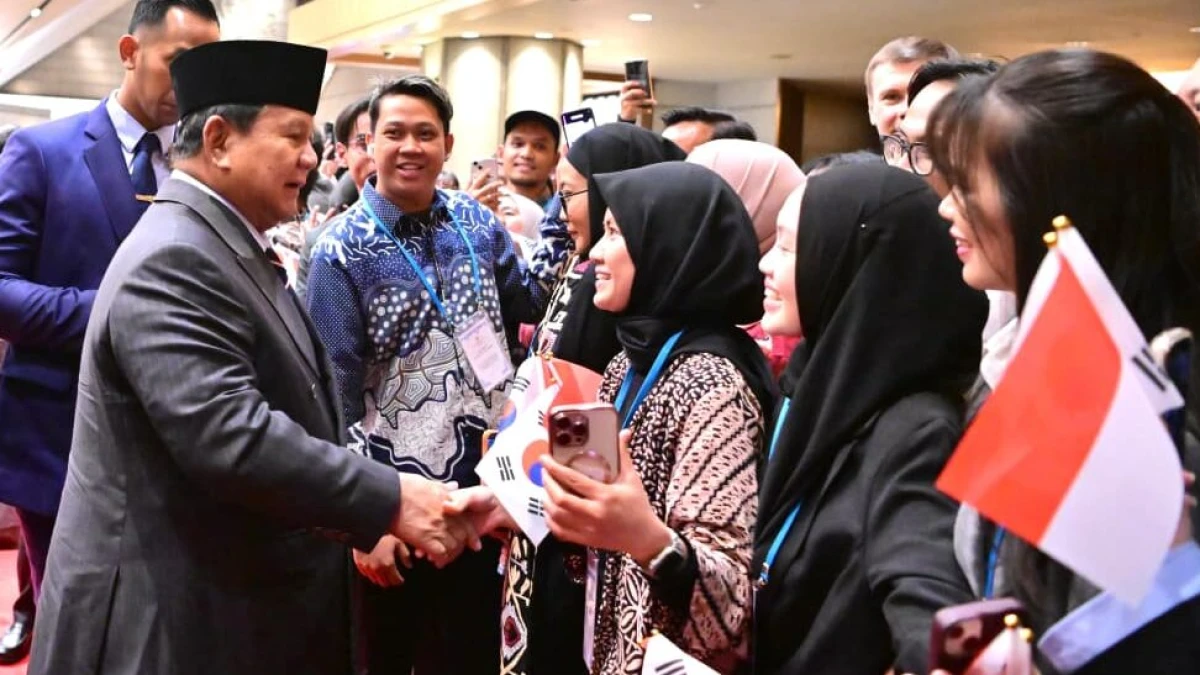 Momen Presiden Prabowo Disambut WNI yang Tinggal di Korea Selatan