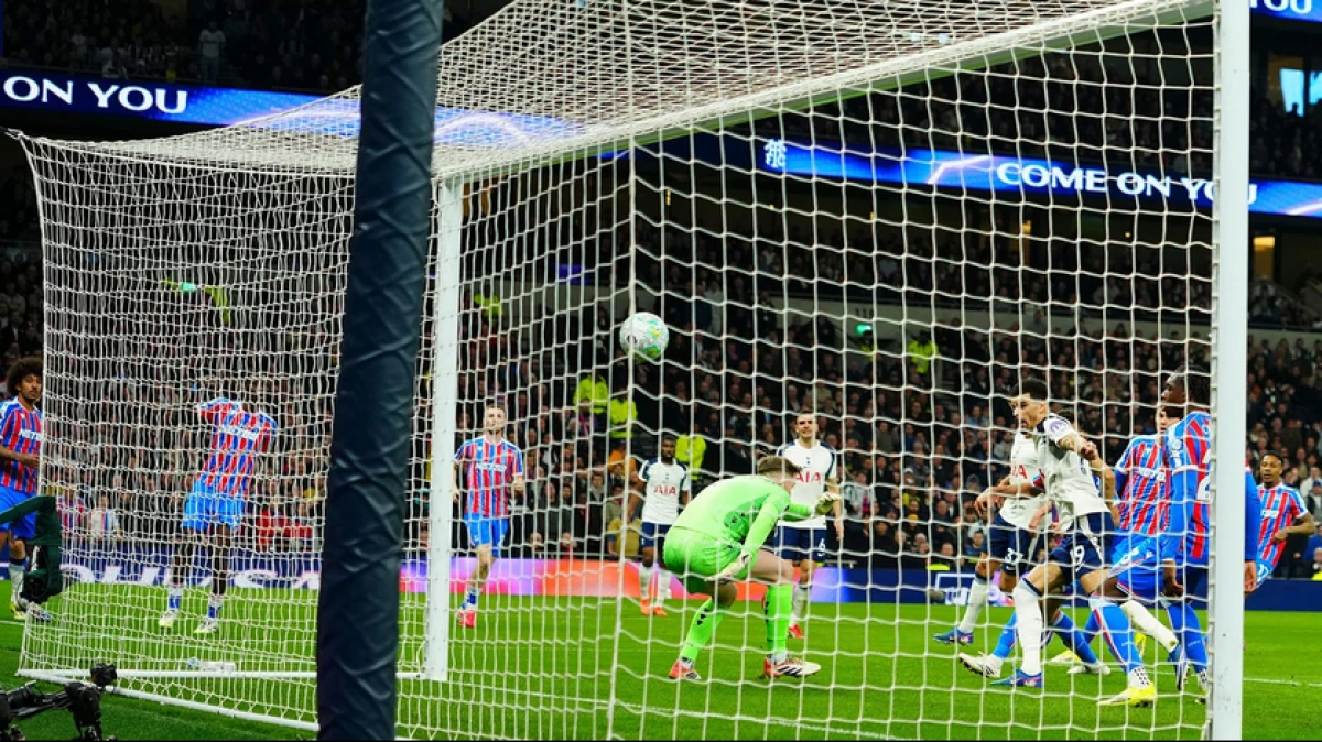 Dihajar Palace 3-1, Tottenham Kian Terpuruk ke Papan Bawah dan Terancam Degradasi