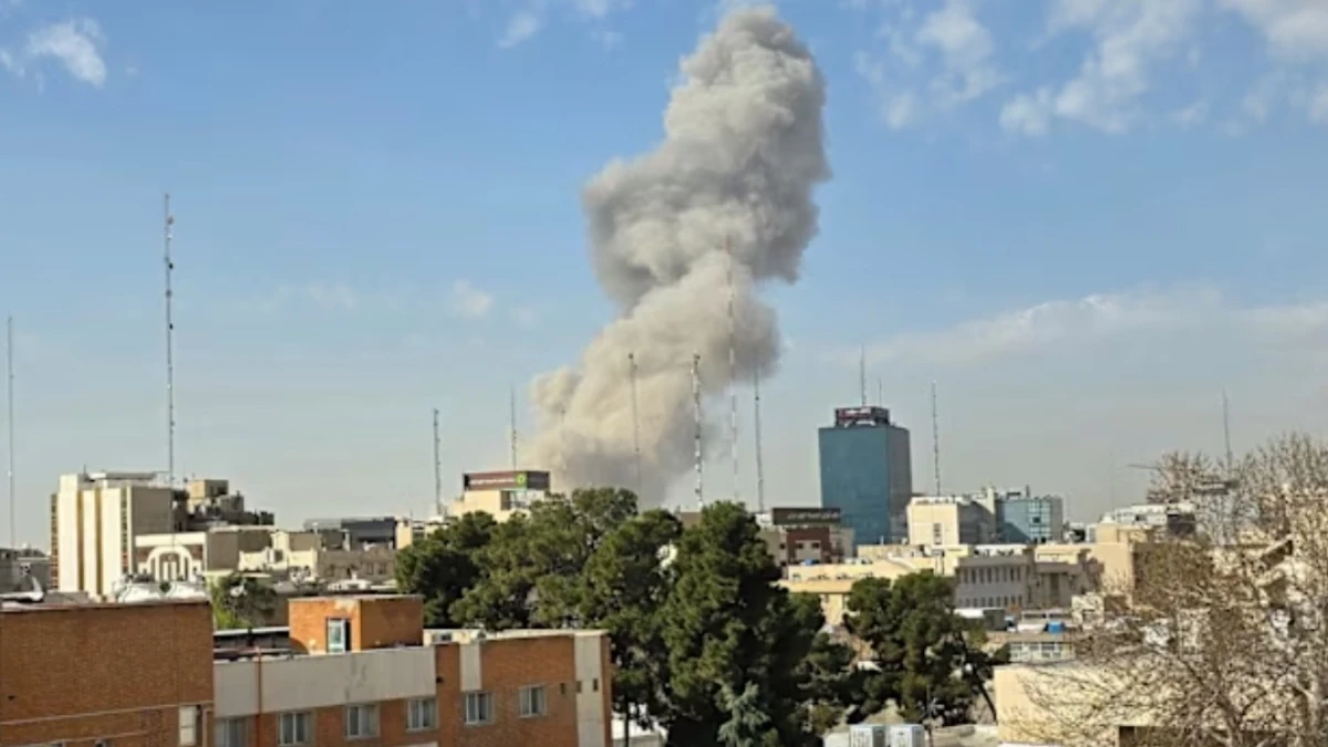 Kemlu RI Siaga Lindungi WNI di Iran di Tengah Gempuran Militer AS dan Israel