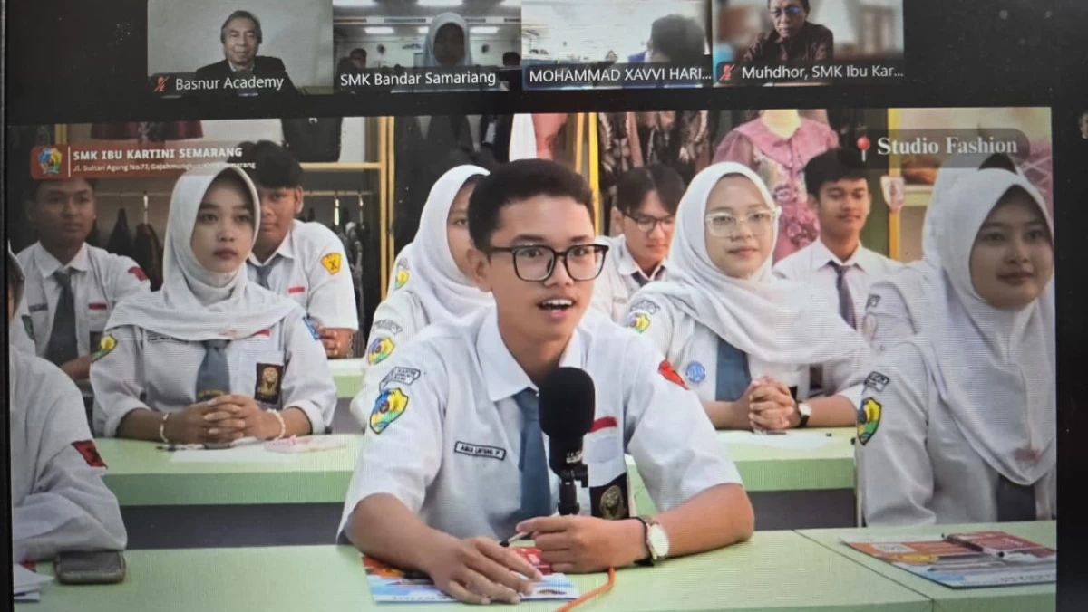 Pelajar SMK Semarang dan Kuching Perkuat Hubungan Indonesia-Malaysia