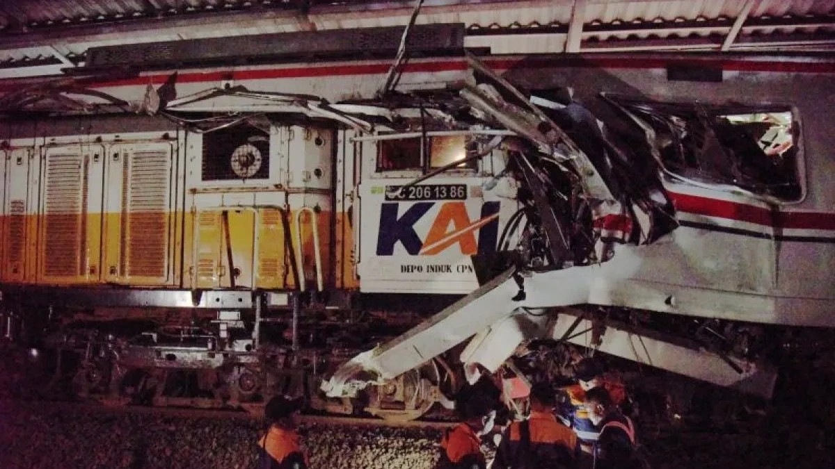 Update Korban Tabrakan Kereta di Bekasi Timur: Meninggal 14 Orang, Luka-luka 84 Orang