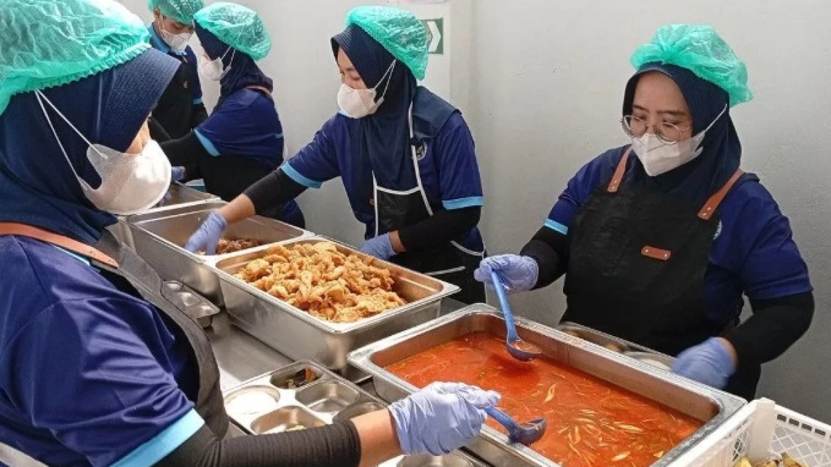 7 Fakta Karyawan SPPG di Purbalingga Dipecat Usai Sebut 'Rakyat Jelata' di Media Sosial