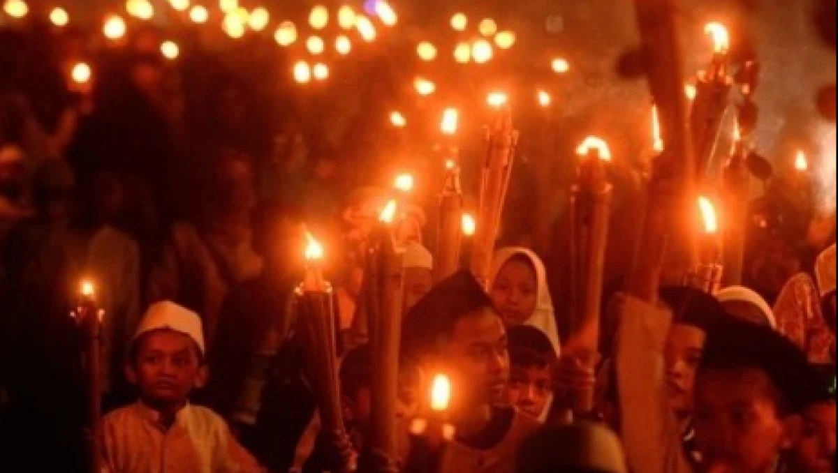 Bacaan Takbir yang Biasa Dikumandangkan Umat Islam saat Idulfitri