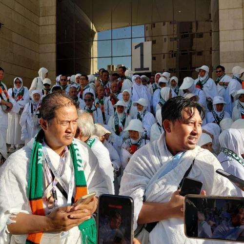 Jemaah Haji Banten Jalani Umrah Wajib dari Hotel Al-Hidayah, Lansia Dijadwalkan Malam Hari
