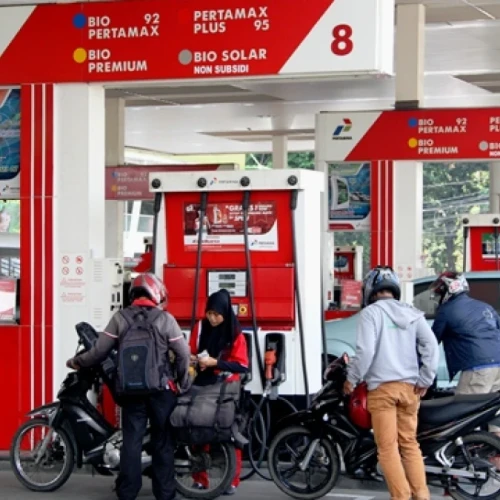 Harga BBM Non-Subsidi Naik, Pertamina Dex Kini Rp23.900 per Liter