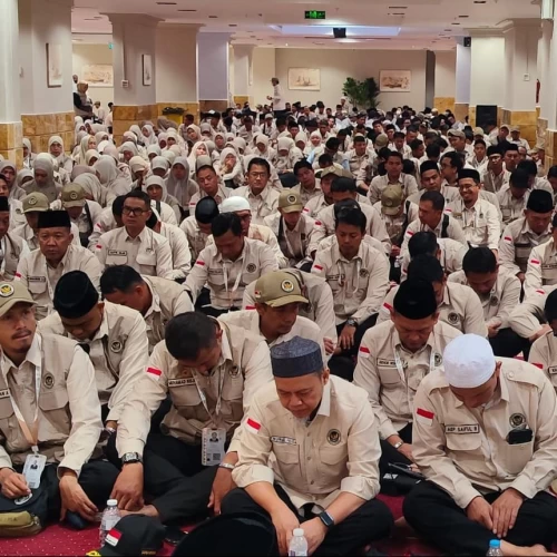 Sambut Jemaah dari Madinah, PPIH Daker Makkah Langitkan Doa untuk Kelancaran Ibadah Haji