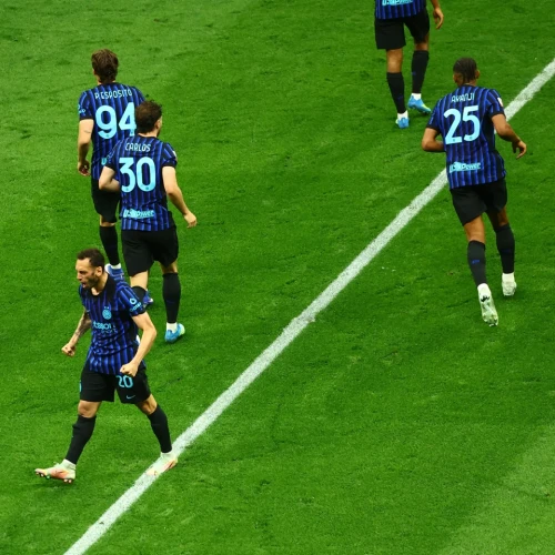 Comeback Spektakuler! Inter Milan Melaju ke Final Coppa Italia usai Libas Como 3-2