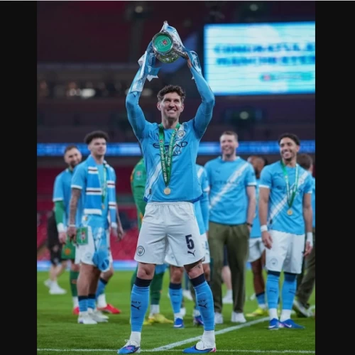 John Stones Resmi Pamit dari Manchester City usai Satu Dekade Penuh Trofi