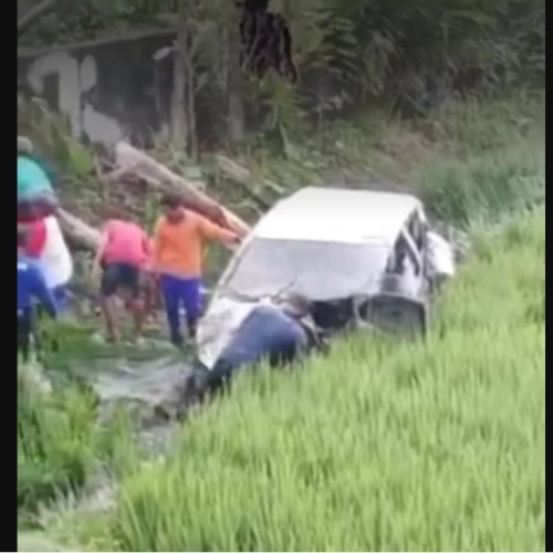 Mobil Avanza Pengantar Jemaah Haji Tertabrak KA Argo Bromo Anggrek di Grobogan, 4 Tewas