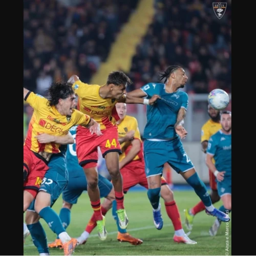 Hasil Liga Italia, Lecce vs Fiorentina Berakhir Imbang 1-1, Zona Merah Masih Mengancam