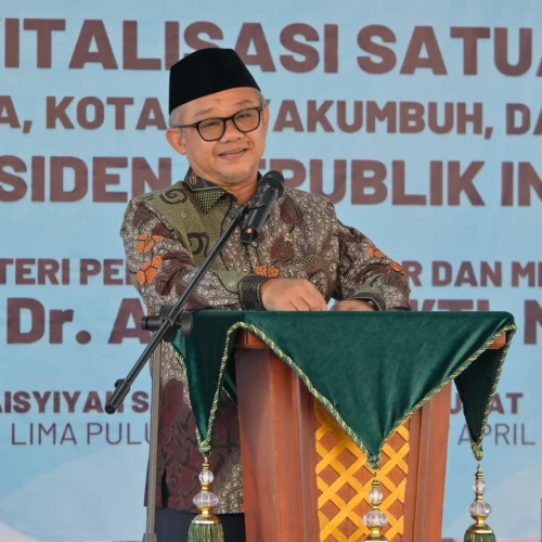 Kabar Gembira! Kemendikdasmen Buka Beasiswa S1/D4 untuk 150 Ribu Guru, Bantuan Rp3 Juta per Semester