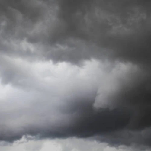 Tekan Risiko Karhutla di Riau, BMKG Intensifkan Operasi Modifikasi Cuaca