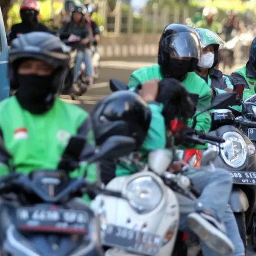 Kabar Gembira! Presiden Prabowo Pangkas Potongan Aplikator Ojek Online dari 20 Menjadi  8 Persen