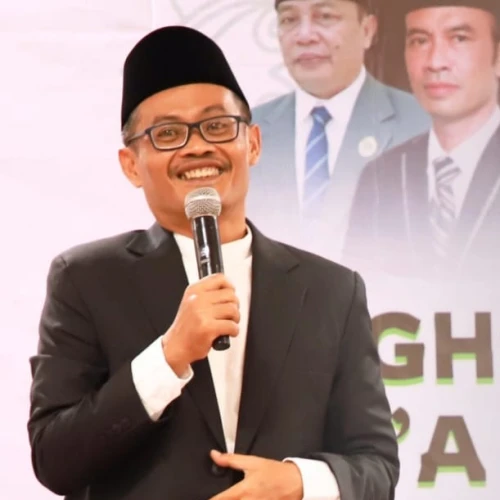 Rektor UIN Banten Prof Ishom Tegaskan Pemusnahan Ikan Sapu-sapu dengan Cara Dikubur Diperbolehkan