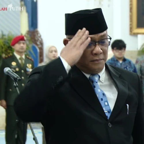 Reshuffle Kabinet: Jumhur Hidayat KSPSI Jabat Menteri LH, Hanif Jadi Wamenko Pangan