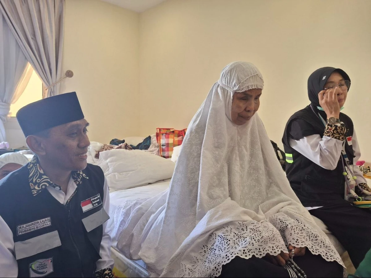 Cerita dari Makkah: Di Bawah Bimbingan Kadaker Khalil